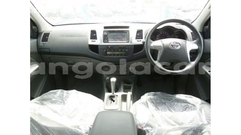 Big with watermark toyota hilux bengo province import dubai 6777