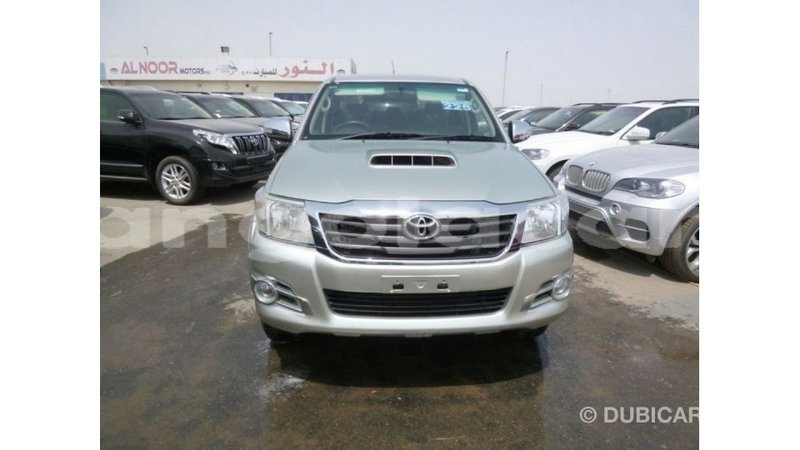 Big with watermark toyota hilux bengo province import dubai 6777