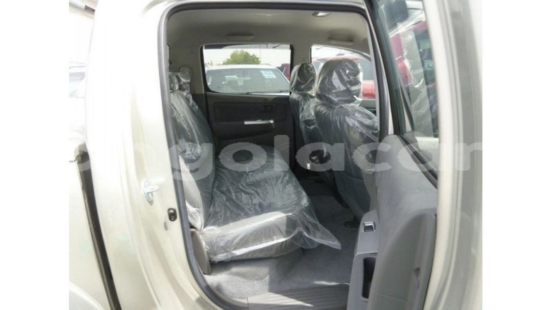 Big with watermark toyota hilux bengo province import dubai 6777