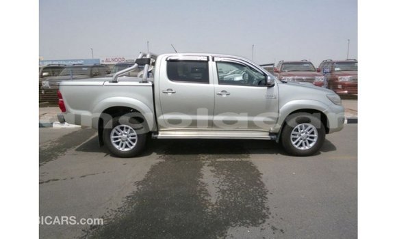 Comprar Importar Toyota Hilux Outro Carro em Import - Dubai em Bengo Province Comprar Importar Toyota Hilux Outro Carro em Import - Dubai em Bengo Province