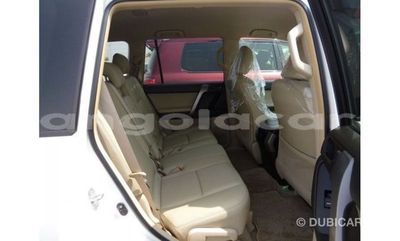 Comprar Importar Toyota Prado Branco Carro em Import - Dubai em Bengo Province Comprar Importar Toyota Prado Branco Carro em Import - Dubai em Bengo Province