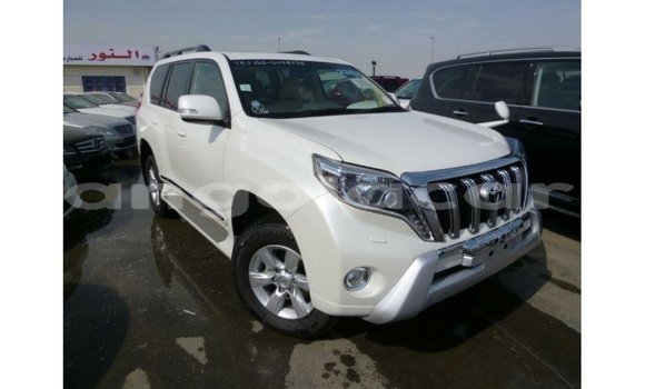 Comprar Importar Toyota Prado Branco Carro em Import - Dubai em Bengo Province Comprar Importar Toyota Prado Branco Carro em Import - Dubai em Bengo Province
