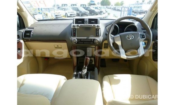 Comprar Importar Toyota Prado Branco Carro em Import - Dubai em Bengo Province Comprar Importar Toyota Prado Branco Carro em Import - Dubai em Bengo Province