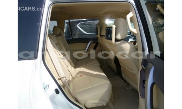 Comprar Importar Toyota Prado Branco Carro em Import - Dubai em Bengo Province Comprar Importar Toyota Prado Branco Carro em Import - Dubai em Bengo Province