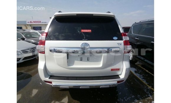 Comprar Importar Toyota Prado Branco Carro em Import - Dubai em Bengo Province Comprar Importar Toyota Prado Branco Carro em Import - Dubai em Bengo Province
