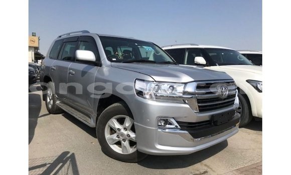 Comprar Importar Toyota Land Cruiser Outro Carro em Import - Dubai em Bengo Province Comprar Importar Toyota Land Cruiser Outro Carro em Import - Dubai em Bengo Province