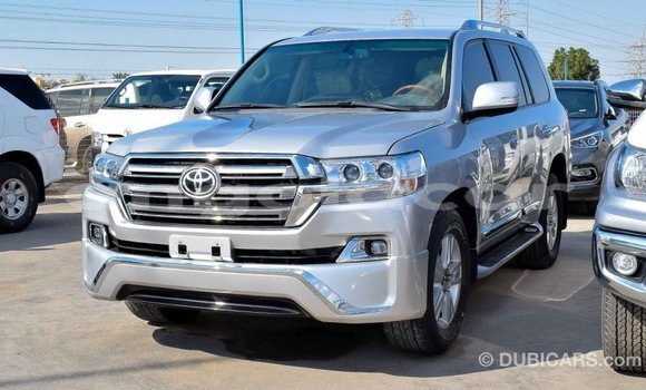 Buy Import Toyota Land Cruiser Other Car in Import - Dubai in Bengo Province Buy Import Toyota Land Cruiser Other Car in Import - Dubai in Bengo Province