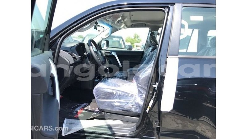 Big with watermark toyota prado bengo province import dubai 6805