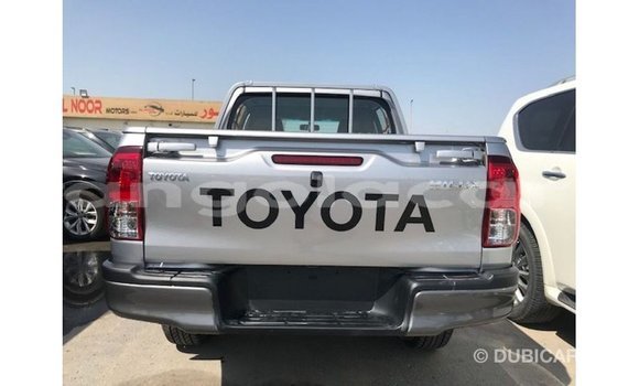 Comprar Importar Toyota Hilux Outro Carro em Import - Dubai em Bengo Province Comprar Importar Toyota Hilux Outro Carro em Import - Dubai em Bengo Province