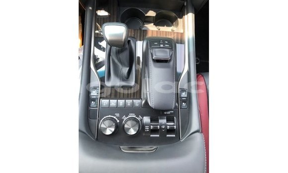 Acheter Import Voiture Lexus LX Noir à Import - Dubai, Province de Bengo Acheter Import Voiture Lexus LX Noir à Import - Dubai, Province de Bengo