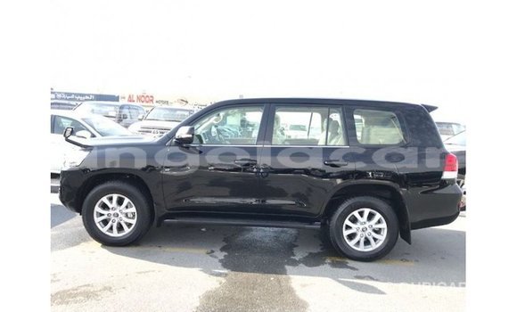 Comprar Importar Toyota Land Cruiser Preto Carro em Import - Dubai em Bengo Province Comprar Importar Toyota Land Cruiser Preto Carro em Import - Dubai em Bengo Province