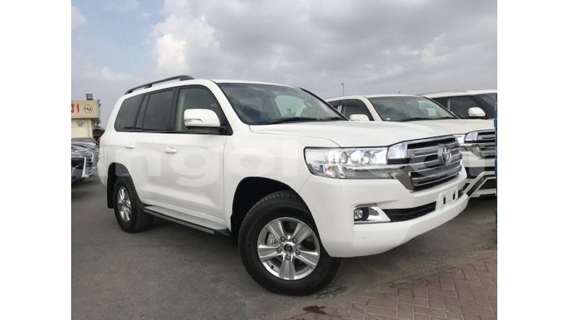 Big with watermark toyota land cruiser bengo province import dubai 6818
