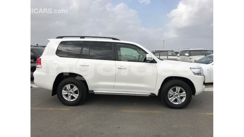 Big with watermark toyota land cruiser bengo province import dubai 6818