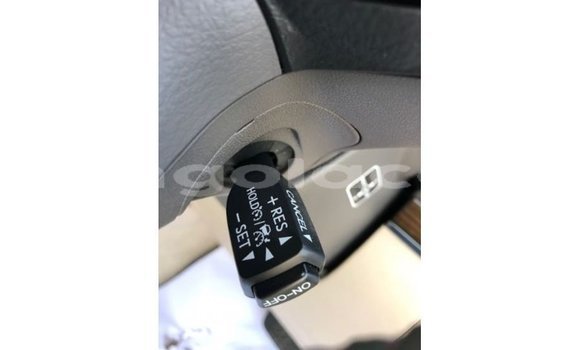 Comprar Importar Toyota Land Cruiser Branco Carro em Import - Dubai em Bengo Province Comprar Importar Toyota Land Cruiser Branco Carro em Import - Dubai em Bengo Province