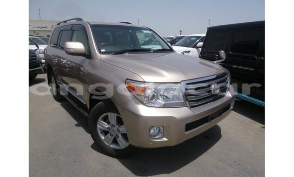 Comprar Importar Toyota Land Cruiser Outro Carro em Import - Dubai em Bengo Province Comprar Importar Toyota Land Cruiser Outro Carro em Import - Dubai em Bengo Province