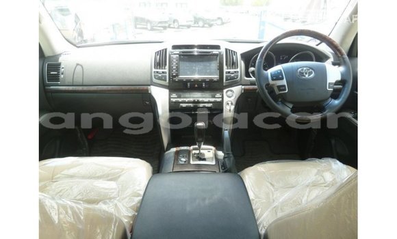 Comprar Importar Toyota Land Cruiser Outro Carro em Import - Dubai em Bengo Province Comprar Importar Toyota Land Cruiser Outro Carro em Import - Dubai em Bengo Province