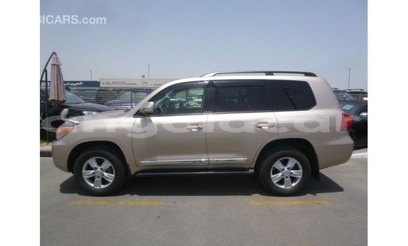 Comprar Importar Toyota Land Cruiser Outro Carro em Import - Dubai em Bengo Province Comprar Importar Toyota Land Cruiser Outro Carro em Import - Dubai em Bengo Province