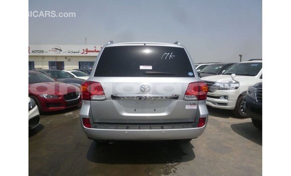 Acheter Import Voiture Toyota Land Cruiser Autre à Import - Dubai, Province de Bengo Acheter Import Voiture Toyota Land Cruiser Autre à Import - Dubai, Province de Bengo