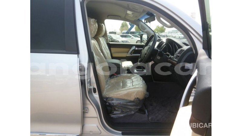 Big with watermark toyota land cruiser bengo province import dubai 6828