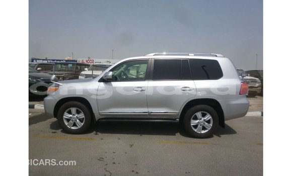 Acheter Import Voiture Toyota Land Cruiser Autre à Import - Dubai, Province de Bengo Acheter Import Voiture Toyota Land Cruiser Autre à Import - Dubai, Province de Bengo
