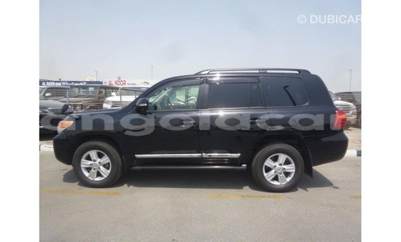 Comprar Importar Toyota Land Cruiser Preto Carro em Import - Dubai em Bengo Province Comprar Importar Toyota Land Cruiser Preto Carro em Import - Dubai em Bengo Province