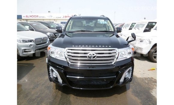 Comprar Importar Toyota Land Cruiser Preto Carro em Import - Dubai em Bengo Province Comprar Importar Toyota Land Cruiser Preto Carro em Import - Dubai em Bengo Province