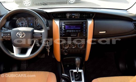 Comprar Importar Toyota Fortuner Azul Carro em Import - Dubai em Bengo Province Comprar Importar Toyota Fortuner Azul Carro em Import - Dubai em Bengo Province