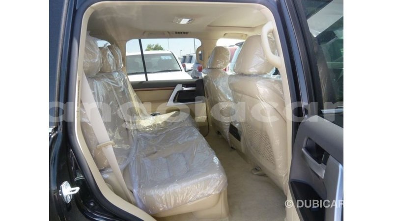 Big with watermark toyota land cruiser bengo province import dubai 6840