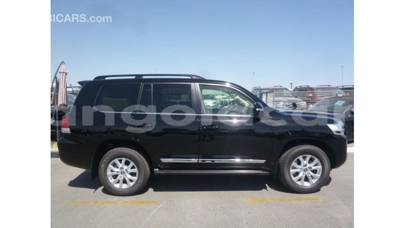 Big with watermark toyota land cruiser bengo province import dubai 6840