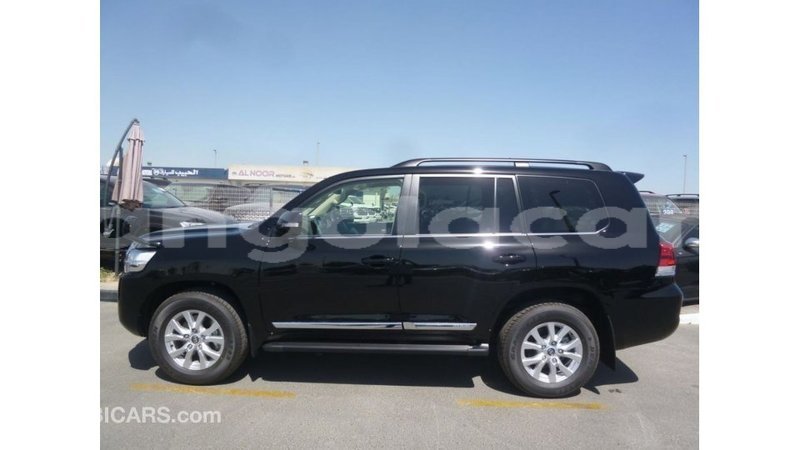 Big with watermark toyota land cruiser bengo province import dubai 6840