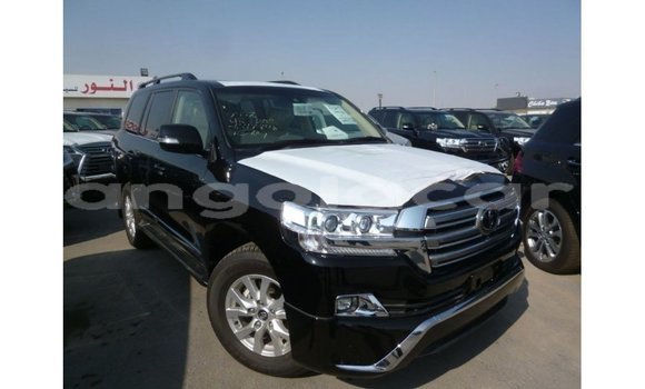 Acheter Import Voiture Toyota Land Cruiser Noir à Import - Dubai, Province de Bengo Acheter Import Voiture Toyota Land Cruiser Noir à Import - Dubai, Province de Bengo