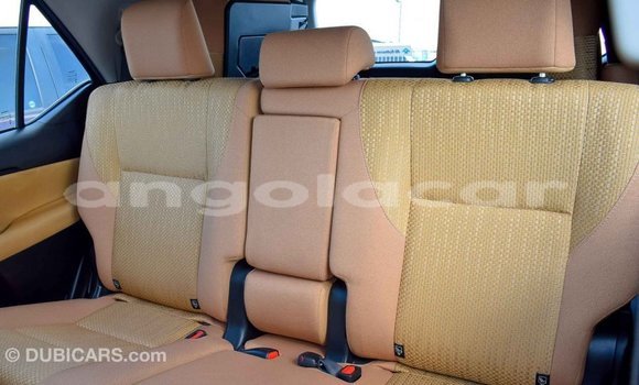 Comprar Importar Toyota Fortuner Azul Carro em Import - Dubai em Bengo Province Comprar Importar Toyota Fortuner Azul Carro em Import - Dubai em Bengo Province