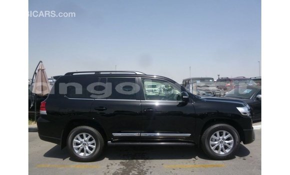 Comprar Importar Toyota Land Cruiser Preto Carro em Import - Dubai em Bengo Province Comprar Importar Toyota Land Cruiser Preto Carro em Import - Dubai em Bengo Province