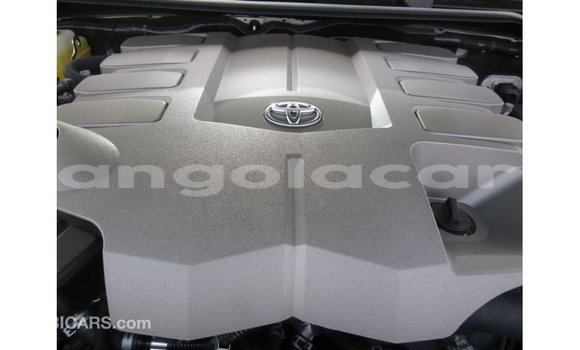 Comprar Importar Toyota Land Cruiser Branco Carro em Import - Dubai em Bengo Province Comprar Importar Toyota Land Cruiser Branco Carro em Import - Dubai em Bengo Province