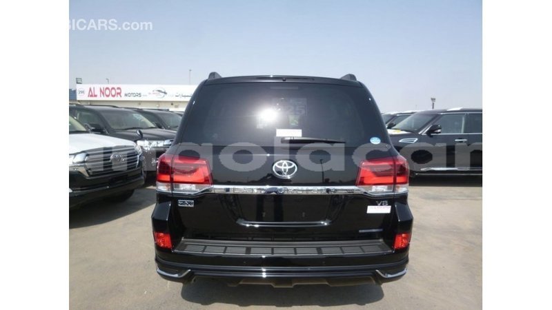 Big with watermark toyota land cruiser bengo province import dubai 6848