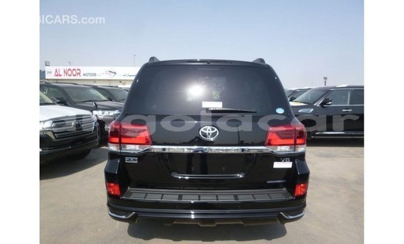 Comprar Importar Toyota Land Cruiser Preto Carro em Import - Dubai em Bengo Province Comprar Importar Toyota Land Cruiser Preto Carro em Import - Dubai em Bengo Province