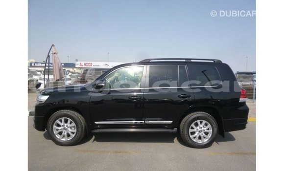 Comprar Importar Toyota Land Cruiser Preto Carro em Import - Dubai em Bengo Province Comprar Importar Toyota Land Cruiser Preto Carro em Import - Dubai em Bengo Province