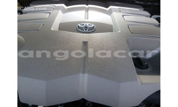Comprar Importar Toyota Land Cruiser Preto Carro em Import - Dubai em Bengo Province Comprar Importar Toyota Land Cruiser Preto Carro em Import - Dubai em Bengo Province