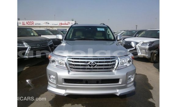 Acheter Import Voiture Toyota Land Cruiser Autre à Import - Dubai, Province de Bengo Acheter Import Voiture Toyota Land Cruiser Autre à Import - Dubai, Province de Bengo