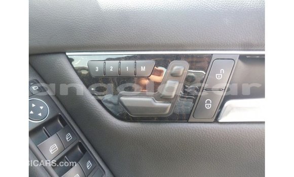 Comprar Importar Mercedes-Benz 200 Outro Carro em Import - Dubai em Bengo Province Comprar Importar Mercedes-Benz 200 Outro Carro em Import - Dubai em Bengo Province