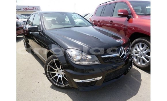 Comprar Importar Mercedes-Benz 200 Preto Carro em Import - Dubai em Bengo Province Comprar Importar Mercedes-Benz 200 Preto Carro em Import - Dubai em Bengo Province