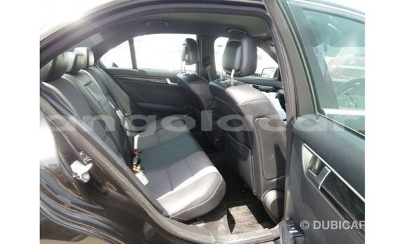 Comprar Importar Mercedes-Benz 200 Preto Carro em Import - Dubai em Bengo Province Comprar Importar Mercedes-Benz 200 Preto Carro em Import - Dubai em Bengo Province