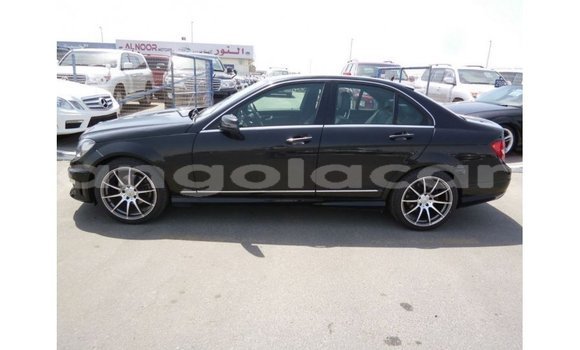 Comprar Importar Mercedes-Benz 200 Preto Carro em Import - Dubai em Bengo Province Comprar Importar Mercedes-Benz 200 Preto Carro em Import - Dubai em Bengo Province