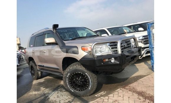 Comprar Importar Toyota Land Cruiser Outro Carro em Import - Dubai em Bengo Province Comprar Importar Toyota Land Cruiser Outro Carro em Import - Dubai em Bengo Province