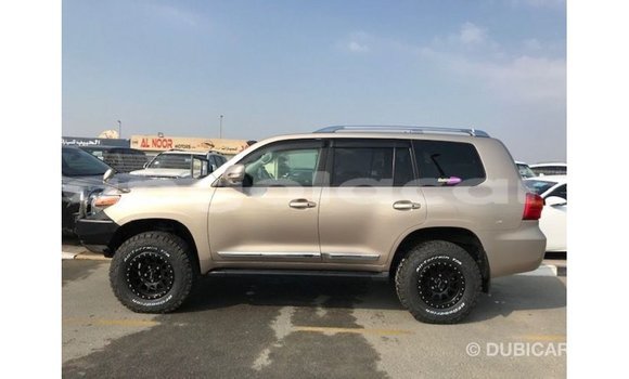 Comprar Importar Toyota Land Cruiser Outro Carro em Import - Dubai em Bengo Province Comprar Importar Toyota Land Cruiser Outro Carro em Import - Dubai em Bengo Province