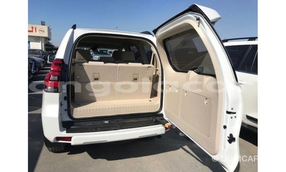 Comprar Importar Toyota Prado Branco Carro em Import - Dubai em Bengo Province Comprar Importar Toyota Prado Branco Carro em Import - Dubai em Bengo Province