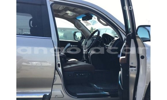 Acheter Import Voiture Toyota Land Cruiser Autre à Import - Dubai, Province de Bengo Acheter Import Voiture Toyota Land Cruiser Autre à Import - Dubai, Province de Bengo