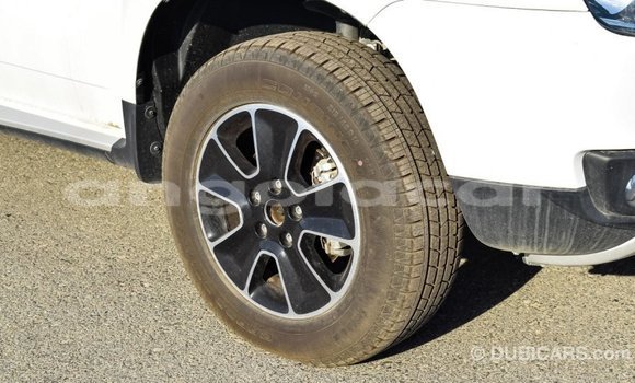 Comprar Importar Renault Duster Branco Carro em Import - Dubai em Bengo Province Comprar Importar Renault Duster Branco Carro em Import - Dubai em Bengo Province