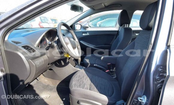 Buy Import Hyundai Accent Other Car in Import - Dubai in Bengo Province Buy Import Hyundai Accent Other Car in Import - Dubai in Bengo Province