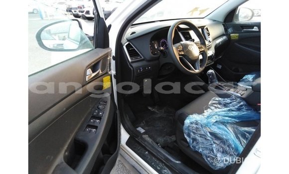 Comprar Importar Hyundai Tucson Branco Carro em Import - Dubai em Bengo Province Comprar Importar Hyundai Tucson Branco Carro em Import - Dubai em Bengo Province